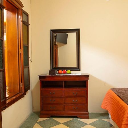 Hotel Casa Salome Guatemala City Exterior foto